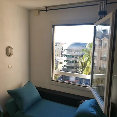 A&h Homes Apartman *